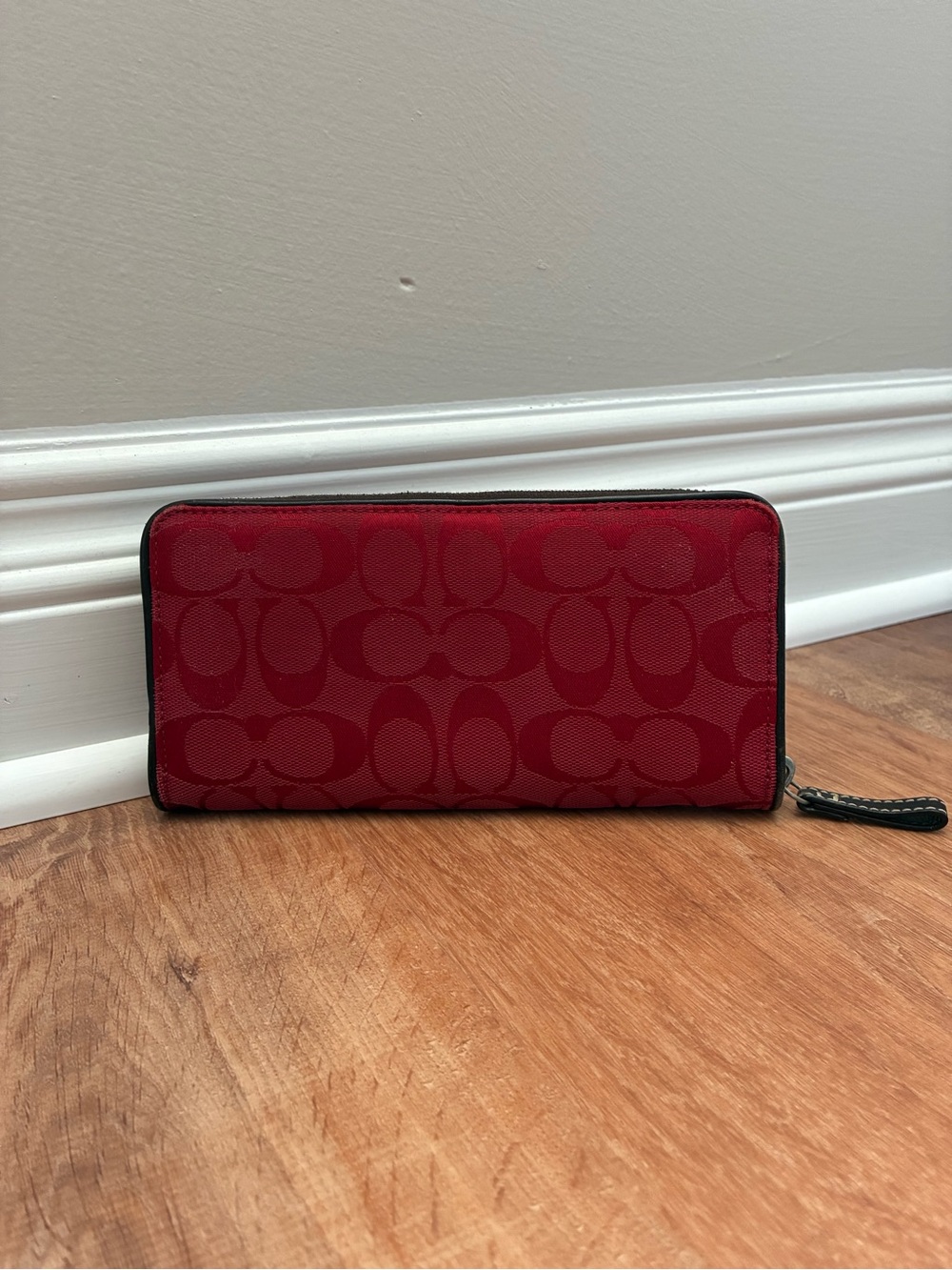 Coach Signature Jacquard Red Zip Around Wallet Leather Trim - Picture 15 of 15
